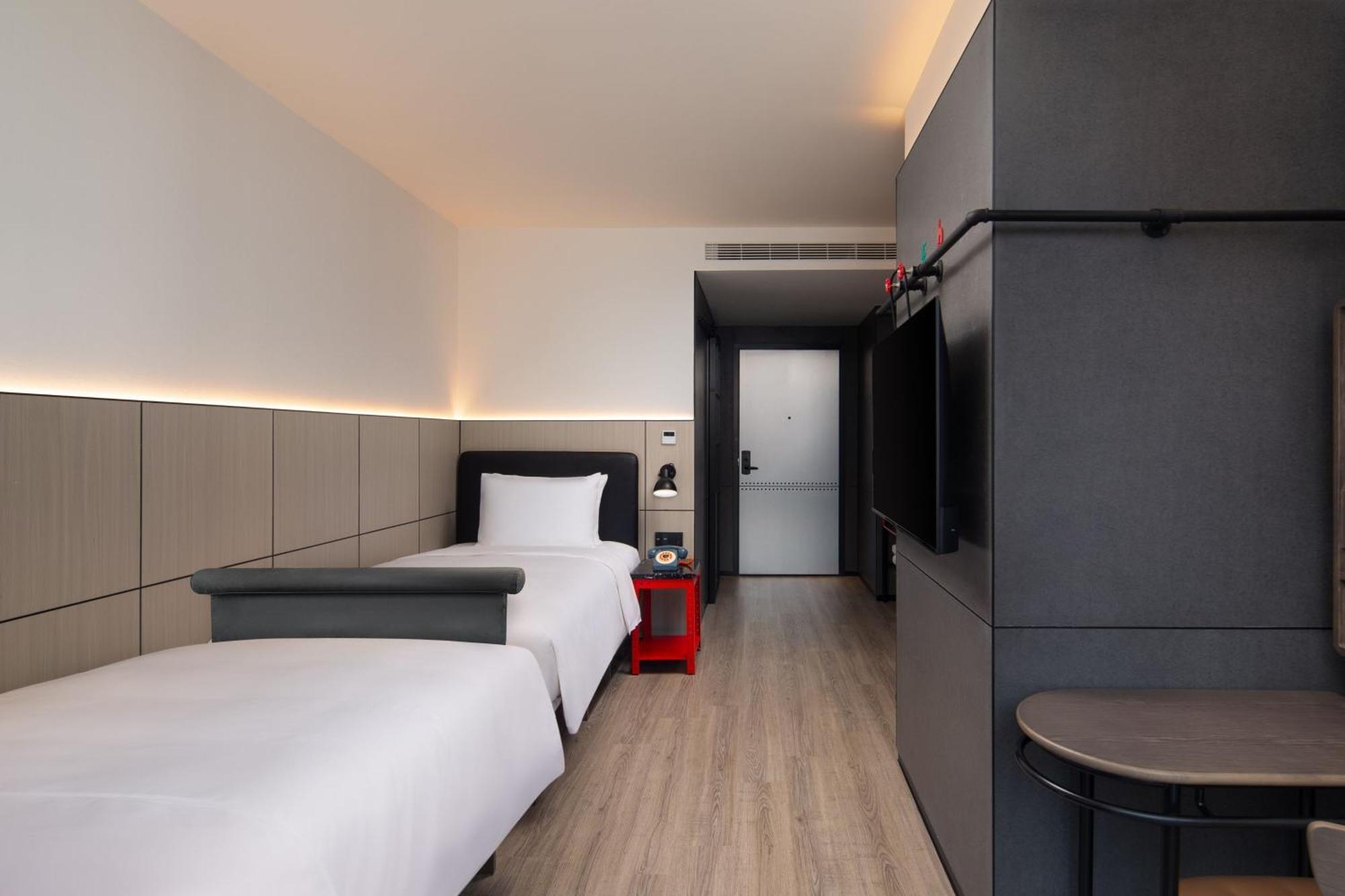 Moxy Chongqing Hotel ภายนอก รูปภาพ