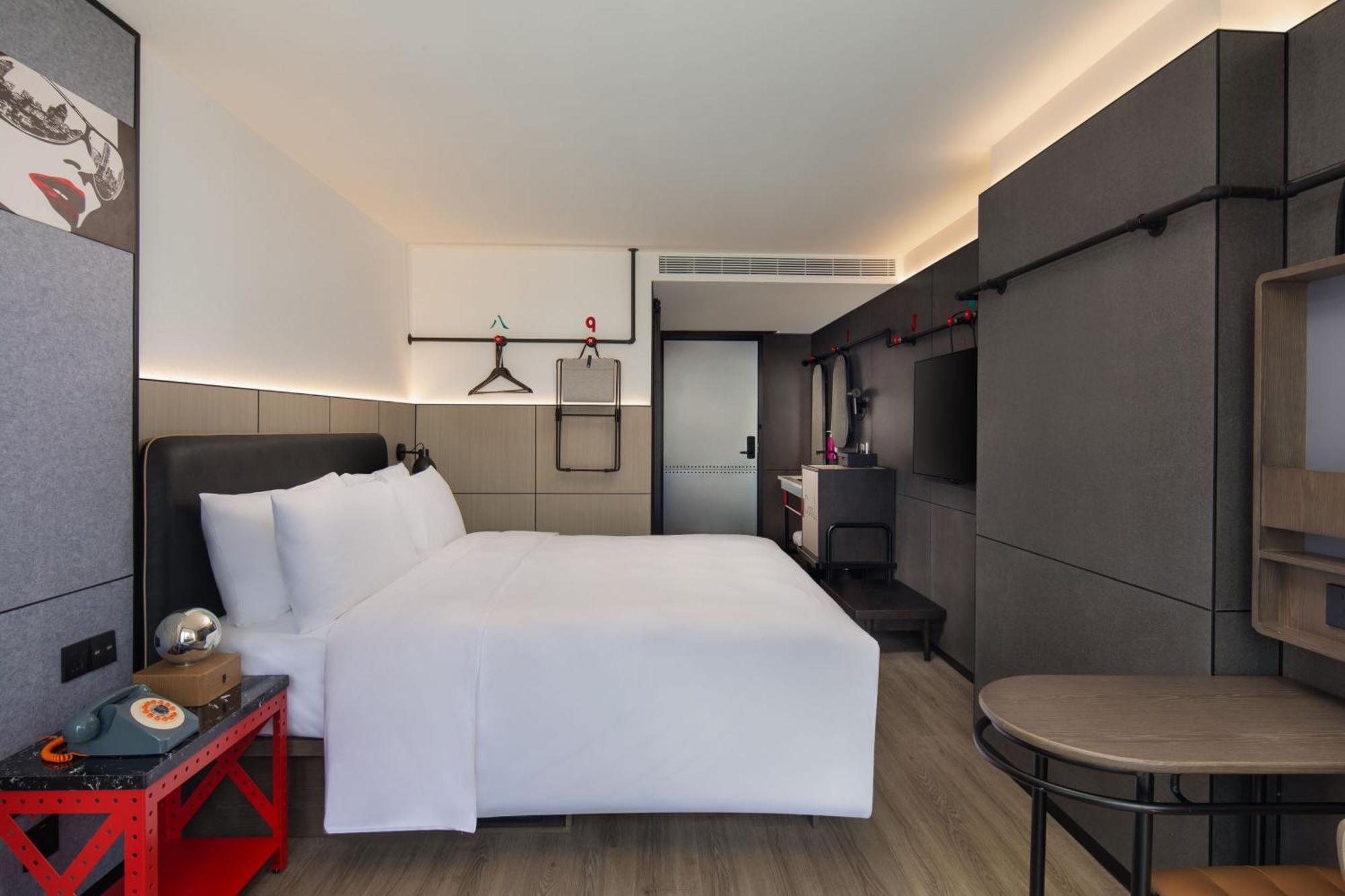 Moxy Chongqing Hotel ภายนอก รูปภาพ